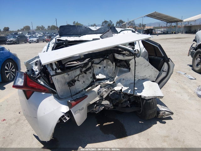 JTDKAMFU9M3142312 Toyota Prius Le