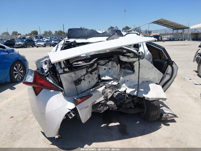 JTDKAMFU9M3142312 Toyota Prius Le