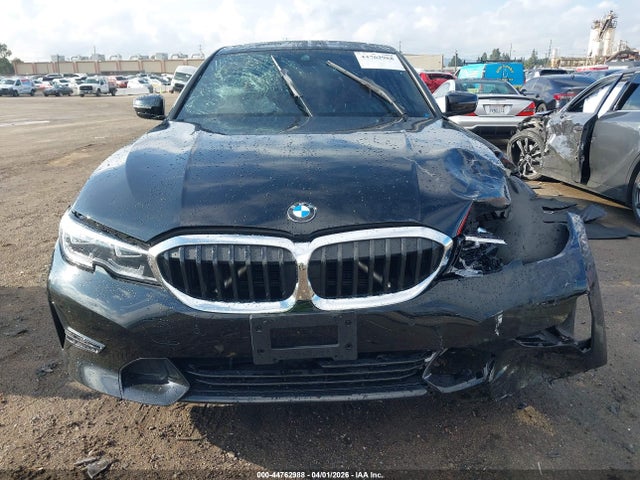 2022 Bmw 330i მანქანა იყიდება აუქციონზე, vin: 3MW5R1J01N8C53600, აუქციონის ნომერი: 44762988