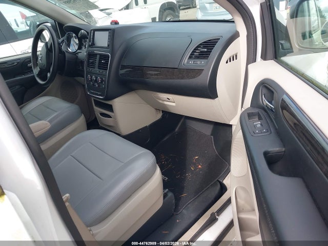 2C7WDGBG4HR784088 Dodge Grand Caravan Se