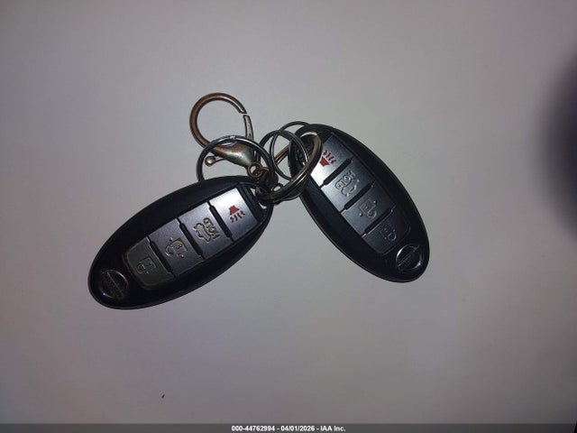 44762994 :رقم المزاد ، 3N1CN8EV9LL920835 vin ، 2020 Nissan Versa Sv Xtronic Cvt مزاد بيع