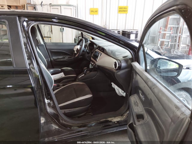 44762994 :رقم المزاد ، 3N1CN8EV9LL920835 vin ، 2020 Nissan Versa Sv Xtronic Cvt مزاد بيع