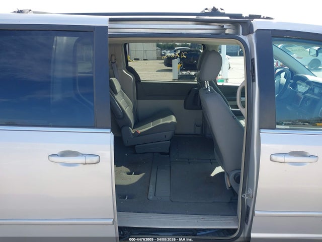 2008 CHRYSLER TOWN & COUNTRY 2A8HR54PX8R103434 Photo 7