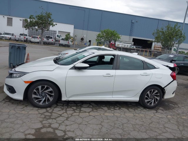 Honda CIVIC EX 2018 2HGFC2F82JH546338 Image 13