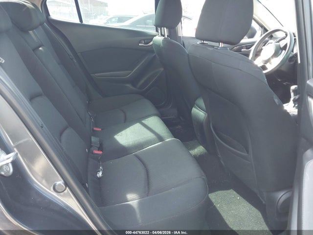 44763022 :رقم المزاد ، 3MZBM1U78GM323646 vin ، 2016 Mazda Mazda3 I Sport مزاد بيع