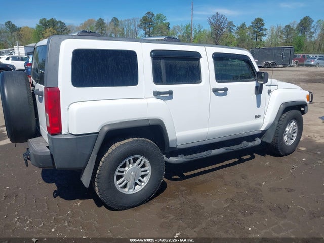 2008 HUMMER H3 SUV 5GTEN13EX88185216 Photo 3