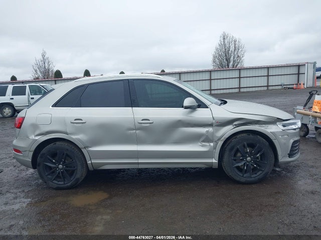 WA1JCCFSXJR010368 Audi Q3 2.0t Premium/2.0t Sport Premium