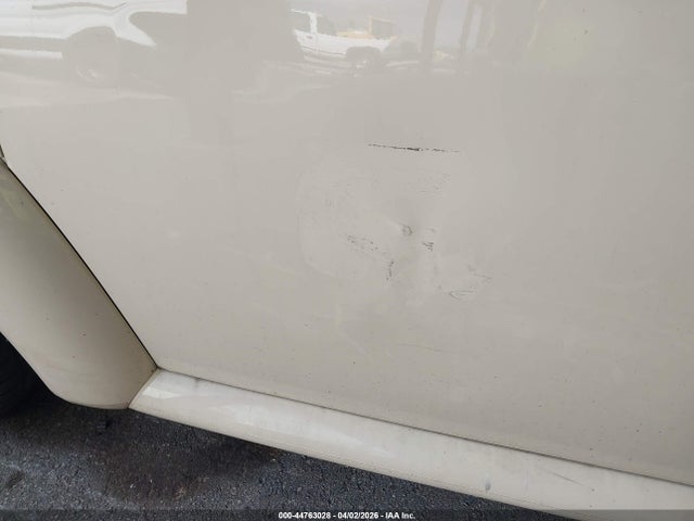 44763028 :رقم المزاد ، 3VWCK21Y83M314887 vin ، 2003 Volkswagen New Beetle Gls مزاد بيع