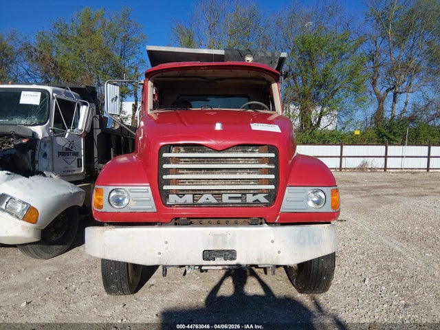 Продажа на аукционе авто 2006 Mack 700 Cv700, vin: 1M1AG11Y56M044300, номер лота: 44763046