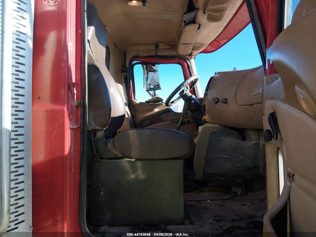 Продажа на аукционе авто 2006 Mack 700 Cv700, vin: 1M1AG11Y56M044300, номер лота: 44763046