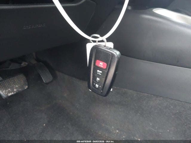 44763049 :رقم المزاد ، JTDHPRAE4LJ016326 vin ، 2020 Toyota Corolla Le مزاد بيع