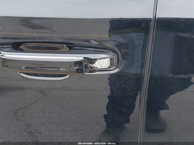 44763066 :رقم المزاد ، 1GYS9RRL5SR302599 vin ، 2025 Cadillac Escalade Esv Sport Platinum مزاد بيع
