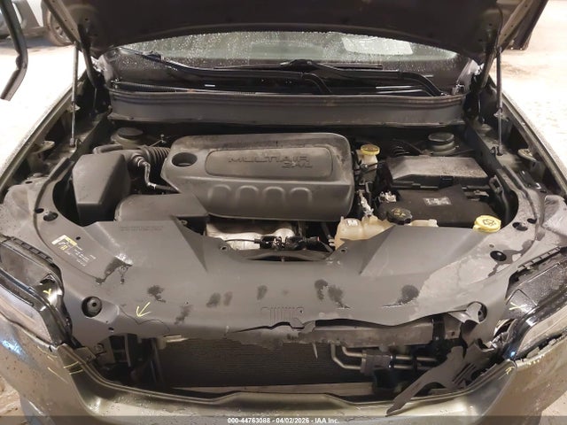 44763088 :رقم المزاد ، 1C4PJLCB0KD348354 vin ، 2019 Jeep Cherokee Latitude Fwd مزاد بيع