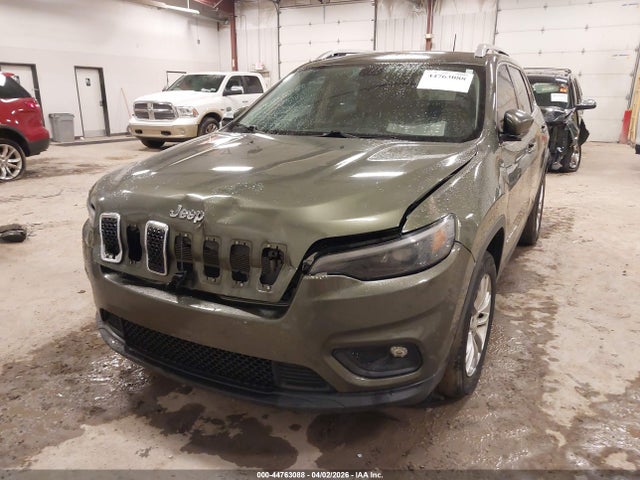 44763088 :رقم المزاد ، 1C4PJLCB0KD348354 vin ، 2019 Jeep Cherokee Latitude Fwd مزاد بيع