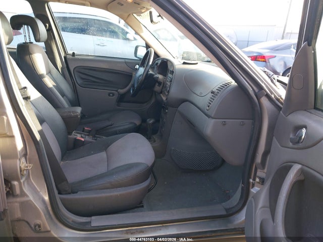 2002 SAAB 9-3 YS3DF58K522015791 Photo 4