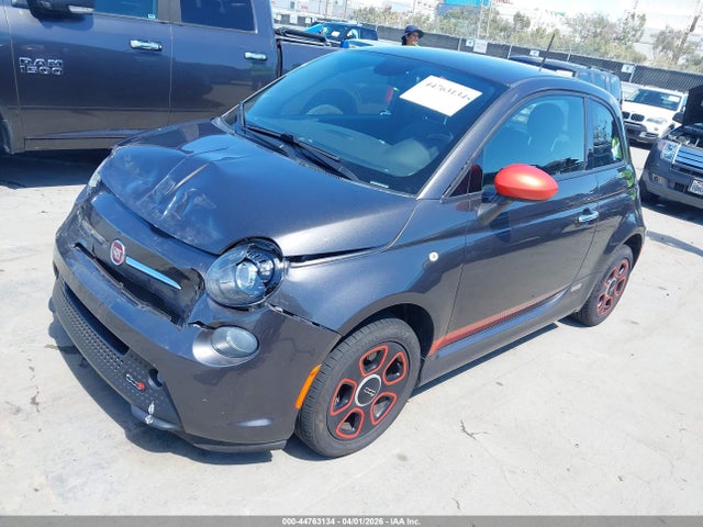 2015 FIAT 500E 3C3CFFGEXFT709695 Photo 1