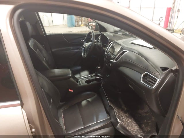 Продажа на аукционе авто 2019 Chevrolet Equinox Premier, vin: 2GNAXXEV7K6117671, номер лота: 44763138