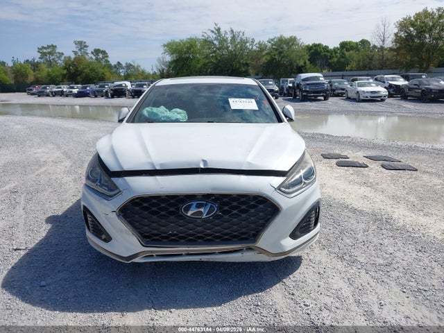 2018 Hyundai Sonata Sport მანქანა იყიდება აუქციონზე, vin: 5NPE34AF1JH681443, აუქციონის ნომერი: 44763144