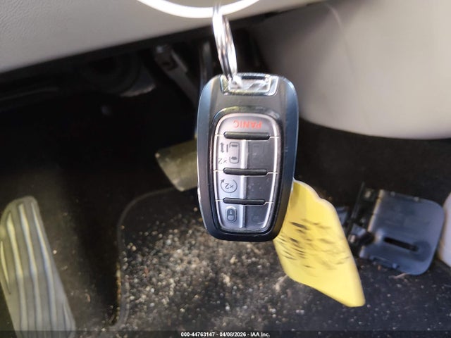 2019 Chrysler Pacifica Touring Plus მანქანა იყიდება აუქციონზე, vin: 2C4RC1FG8KR635856, აუქციონის ნომერი: 44763147