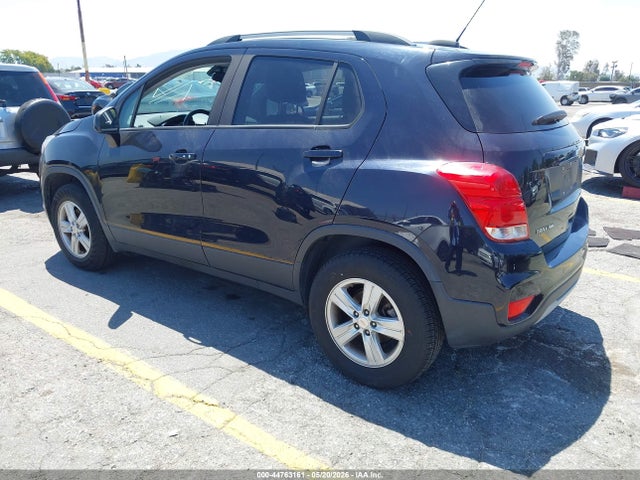 Chevrolet Trax Awd Lt 2022 KL7CJPSM3NB523668 Image 3