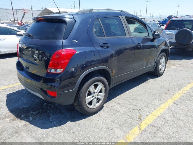 Chevrolet Trax Awd Lt 2022 KL7CJPSM3NB523668 Image 4