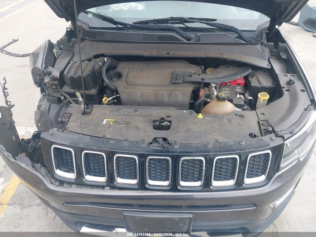 3C4NJCCB7LT198679 Jeep Compass Limited Fwd