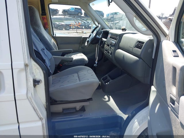 Aukcja sprzedaży 2002 Volkswagen Eurovan Mv, vin: WV2EB47072H031619, numer aukcji: 44763212