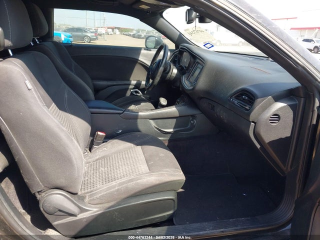Aukcja sprzedaży 2016 Dodge Challenger Sxt, vin: 2C3CDZAG0GH131554, numer aukcji: 44763244