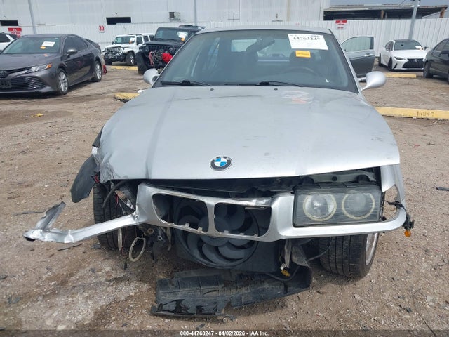 44763247 :رقم المزاد ، WBSCD9326WEE09176 vin ، 1998 Bmw M3 مزاد بيع