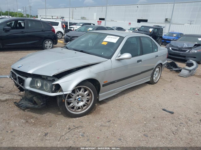 44763247 :رقم المزاد ، WBSCD9326WEE09176 vin ، 1998 Bmw M3 مزاد بيع