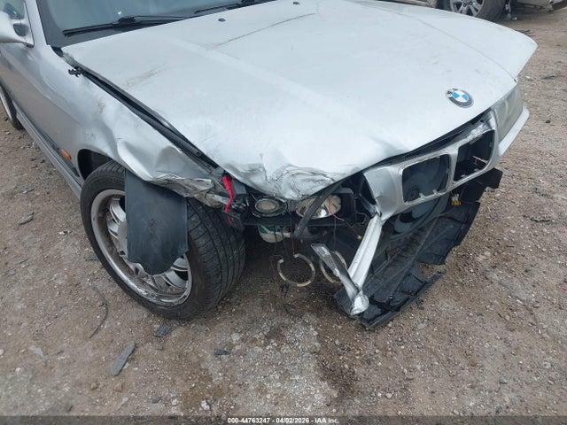 44763247 :رقم المزاد ، WBSCD9326WEE09176 vin ، 1998 Bmw M3 مزاد بيع