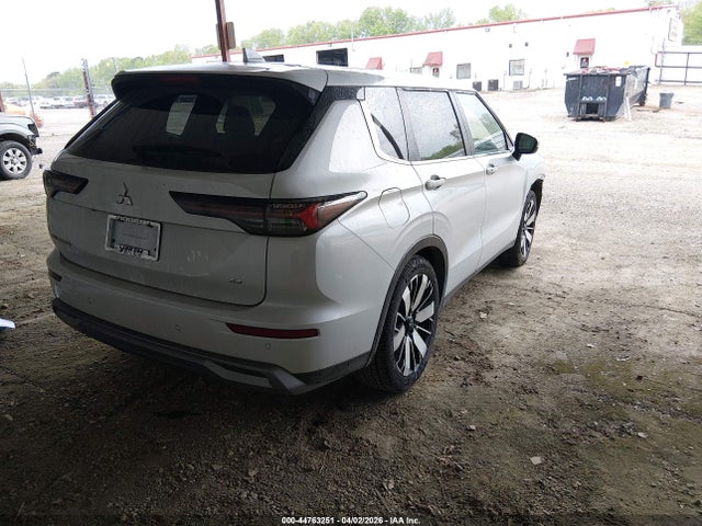 JA4J3VA82SZ019316 Mitsubishi Outlander Se 2.5 2wd