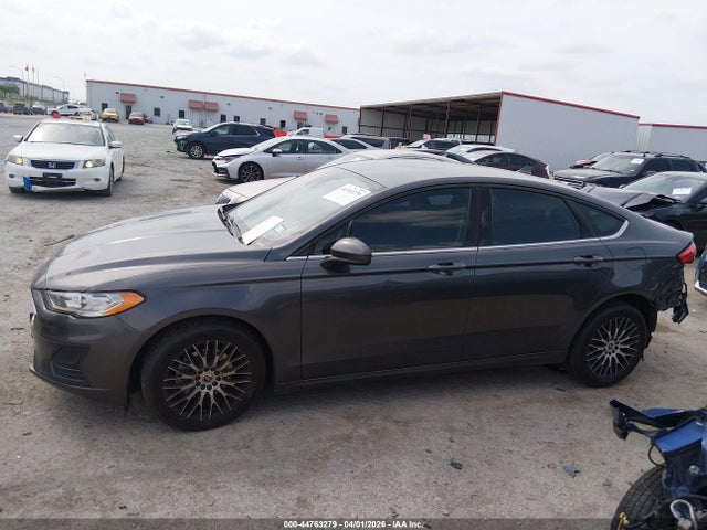 2020 Ford Fusion Se მანქანა იყიდება აუქციონზე, vin: 3FA6P0HD2LR110975, აუქციონის ნომერი: 44763279