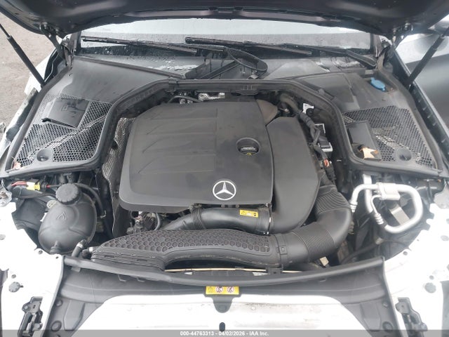 44763313 :رقم المزاد ، 55SWF8EB2KU298913 vin ، 2019 Mercedes-benz C 300 4matic مزاد بيع