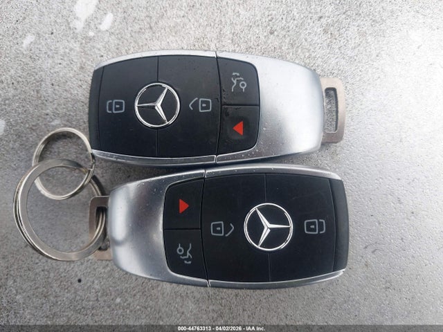 44763313 :رقم المزاد ، 55SWF8EB2KU298913 vin ، 2019 Mercedes-benz C 300 4matic مزاد بيع