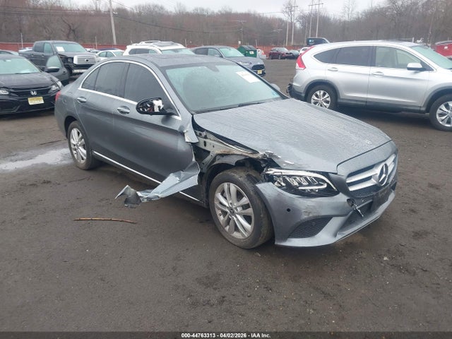 44763313 :رقم المزاد ، 55SWF8EB2KU298913 vin ، 2019 Mercedes-benz C 300 4matic مزاد بيع