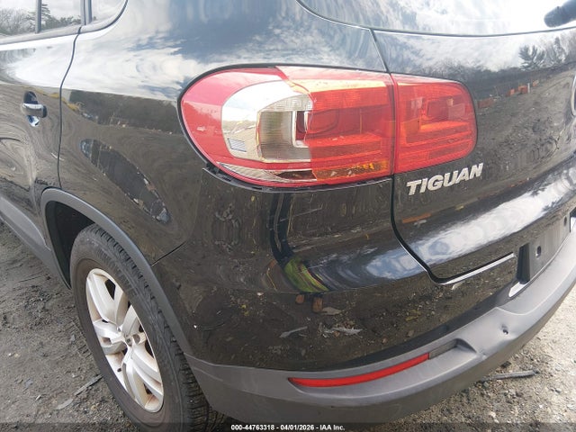 Продажа на аукционе авто 2016 Volkswagen Tiguan S, vin: WVGAV7AX0GW509938, номер лота: 44763318