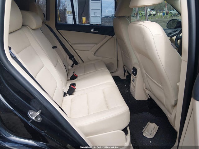 Продажа на аукционе авто 2016 Volkswagen Tiguan S, vin: WVGAV7AX0GW509938, номер лота: 44763318