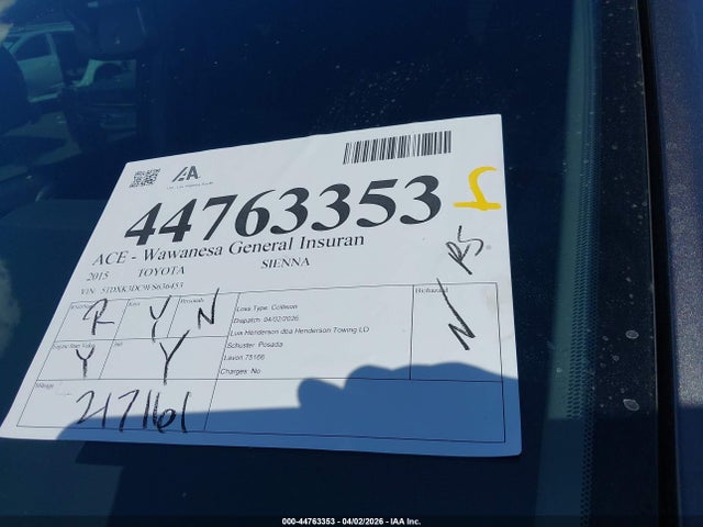 5TDXK3DC9FS636453 Toyota Sienna Se 8 Passenger