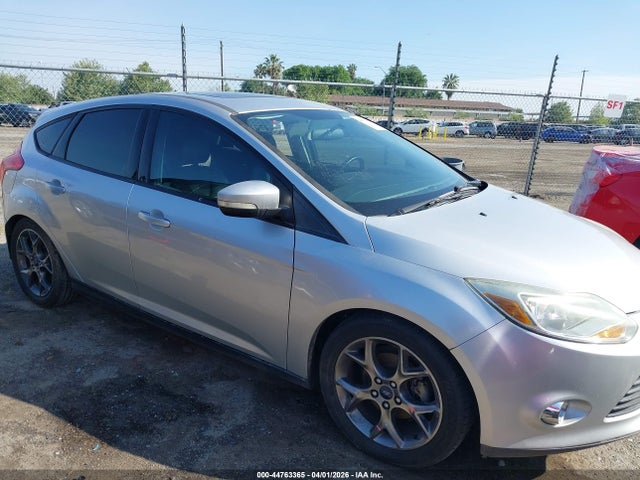 Ford FOCUS SE 2014 1FADP3K29EL260048 Image 13