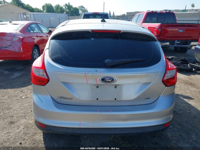 Ford FOCUS SE 2014 1FADP3K29EL260048 Image 16
