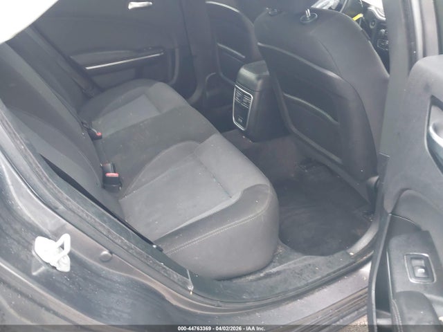 Продажа на аукционе авто 2017 Dodge Charger Se Rwd, vin: 2C3CDXBG7HH623891, номер лота: 44763369