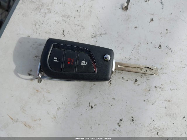 JTNKHMBX5K1033846 Toyota C-HR LE
