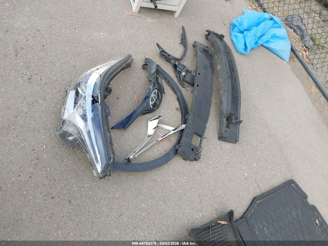 JTNKHMBX5K1033846 Toyota C-HR LE