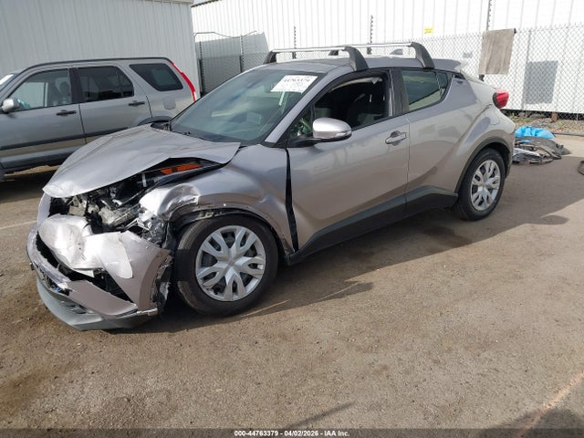 JTNKHMBX5K1033846 Toyota C-HR LE