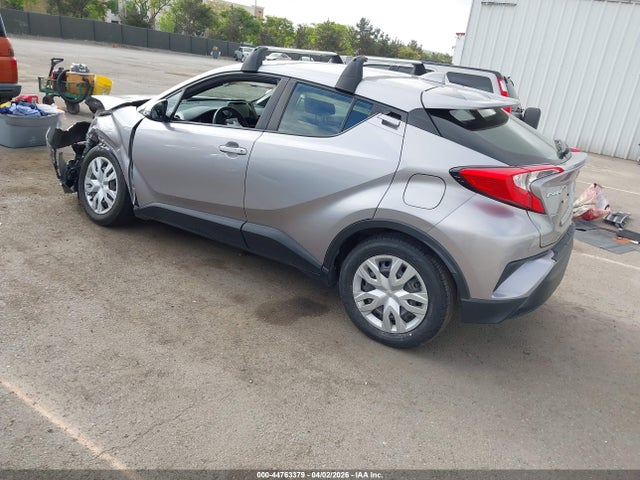 JTNKHMBX5K1033846 Toyota C-HR LE