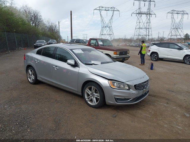 2015 VOLVO S60 YV140MFB9F1315801