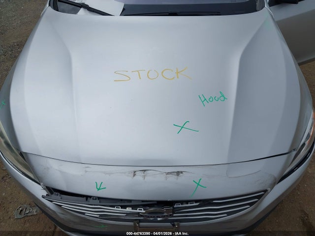 2015 VOLVO S60 YV140MFB9F1315801 Photo 9