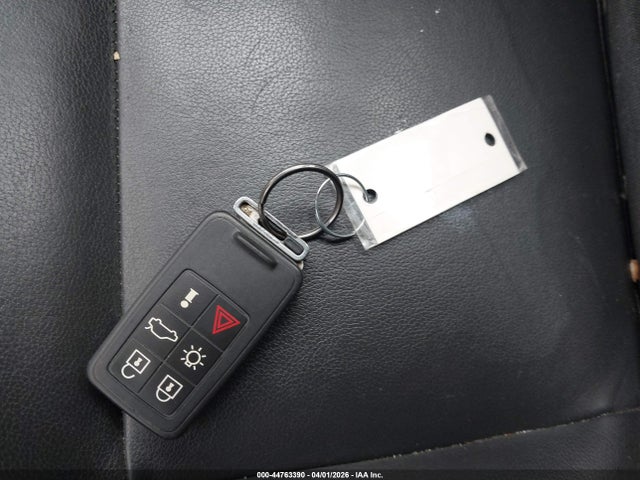 2015 VOLVO S60 YV140MFB9F1315801 Photo 10