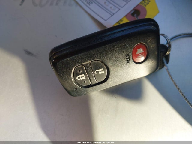Toyota Prius V Four 2015 JTDZN3EU7FJ035885 Image 11